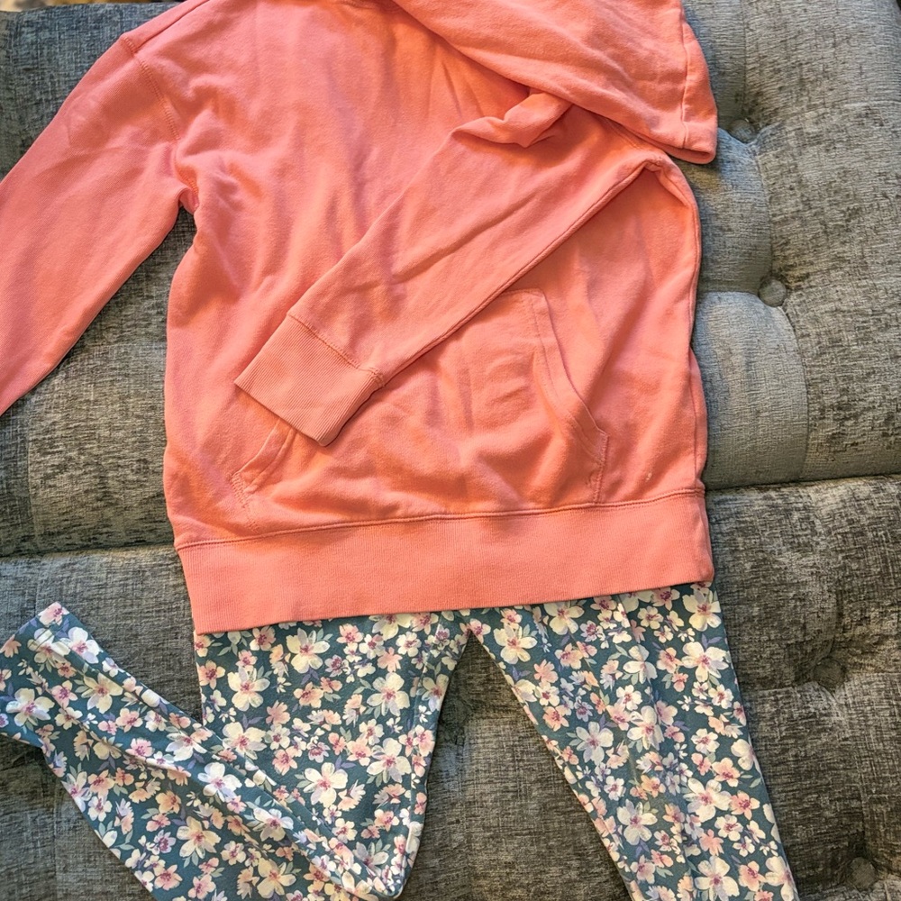 OshKosh B'gosh Floral Leggings and Old Navy Coral Hoodie Set